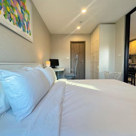 Digital Nomad Home Away With Pool & Gym Nai Yang Beach Extérieur photo