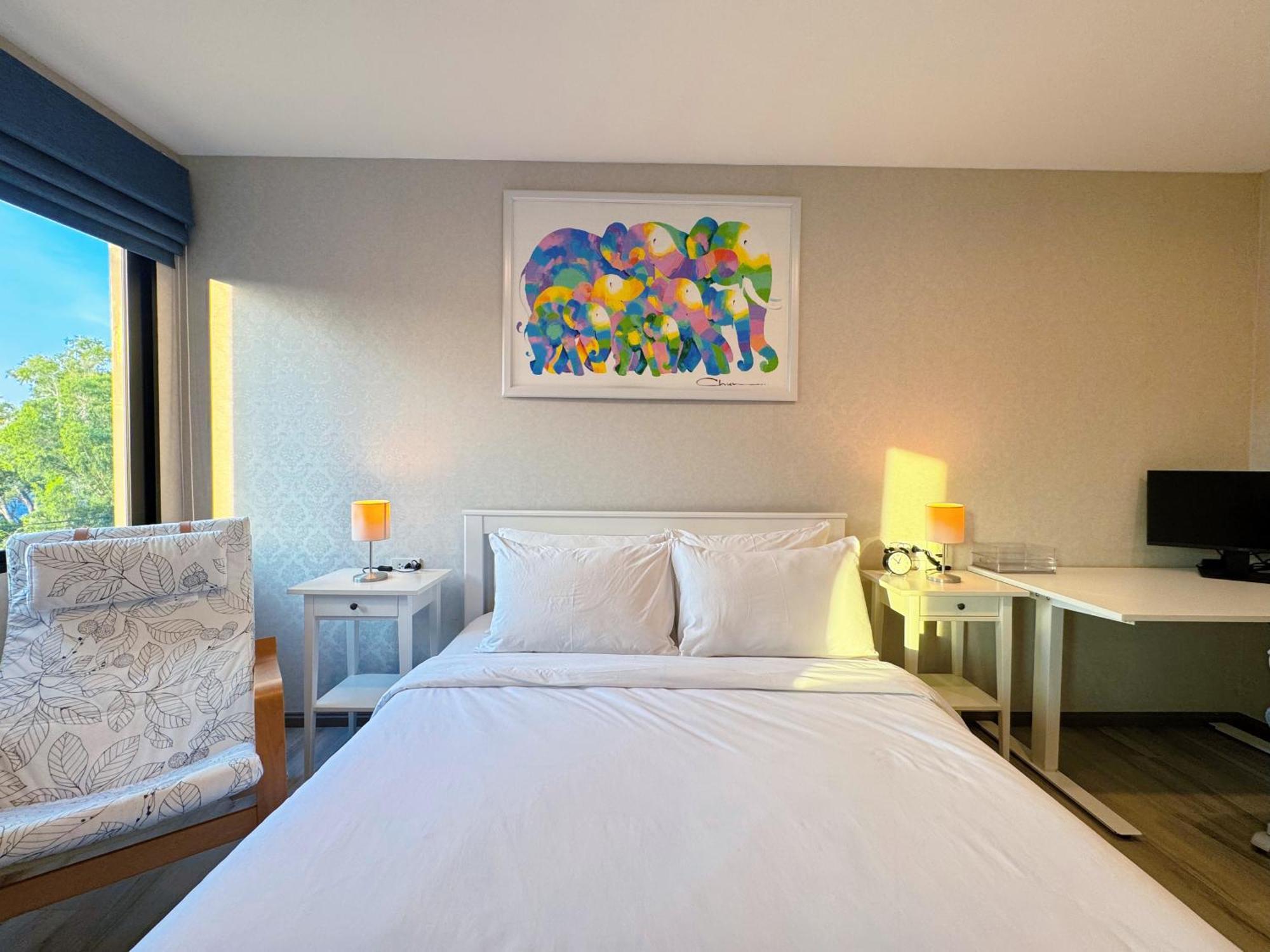 Digital Nomad Home Away With Pool & Gym Nai Yang Beach Extérieur photo