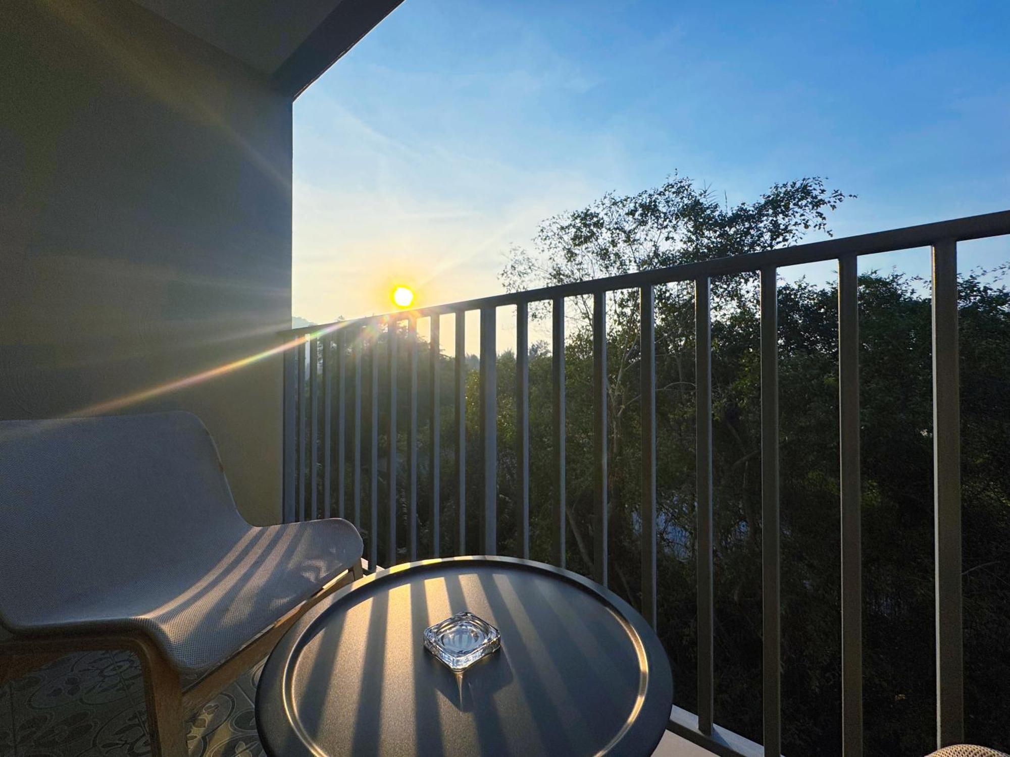 Digital Nomad Home Away With Pool & Gym Nai Yang Beach Extérieur photo